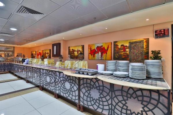 Nawazi Watheer Hotel image 1